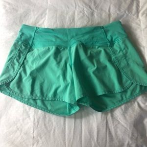 Lululemon Speed Up mid rise 4”